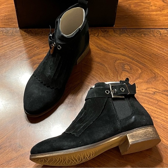 Chelsea Crew Black Label Black Suede Ankle Boot Size 5 or EU 36 Tassel Accent - Picture 8 of 9